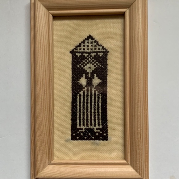 Needlepoint Pictures, set of 2 - Picture 3 of 8